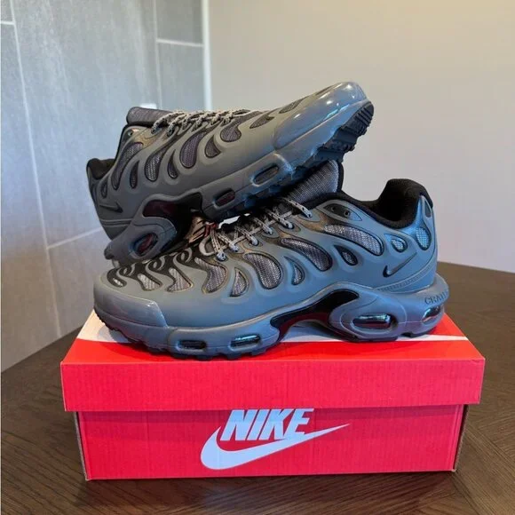 Nike Air Max Plus Drift - Picture 1 of 5